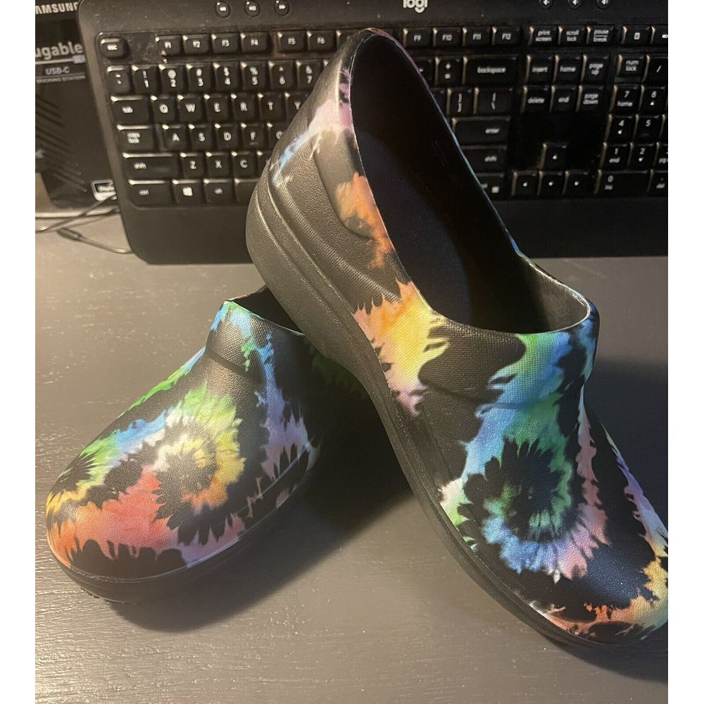 Crocs Neria Pro II Womens 9 M Black Tie Dye Clogs Shoes Work Slip Resistant